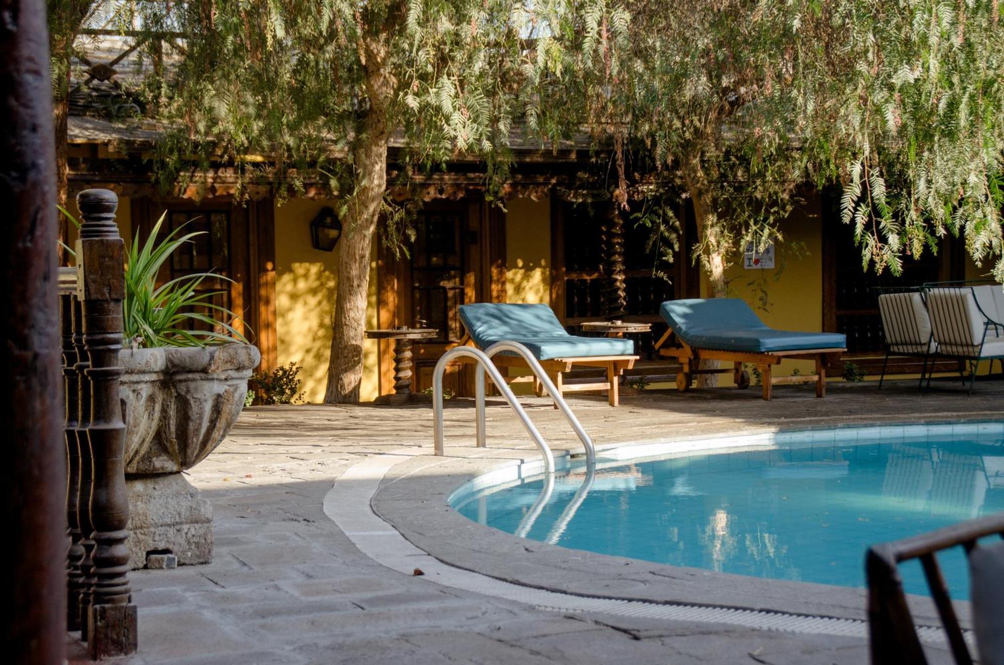 & Hacienda El Carmelo Hotel